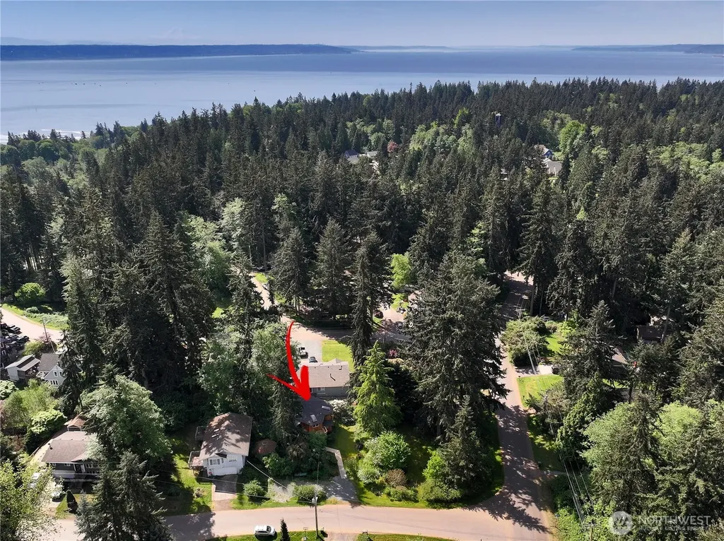 3634 Harper Street Clinton WA 98236