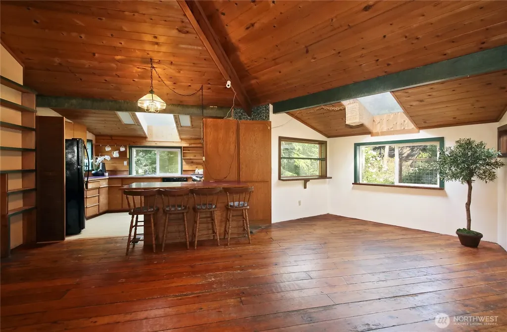 3634 Harper Street Clinton WA 98236