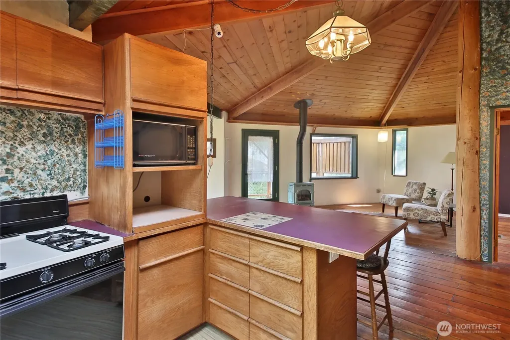 3634 Harper Street Clinton WA 98236