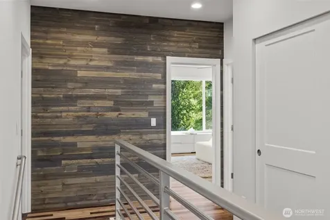 2627 SW 100th Street Seattle WA 98146