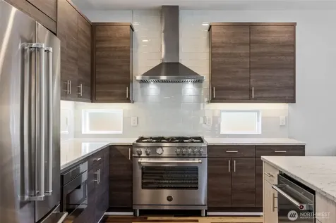 2627 SW 100th Street Seattle WA 98146