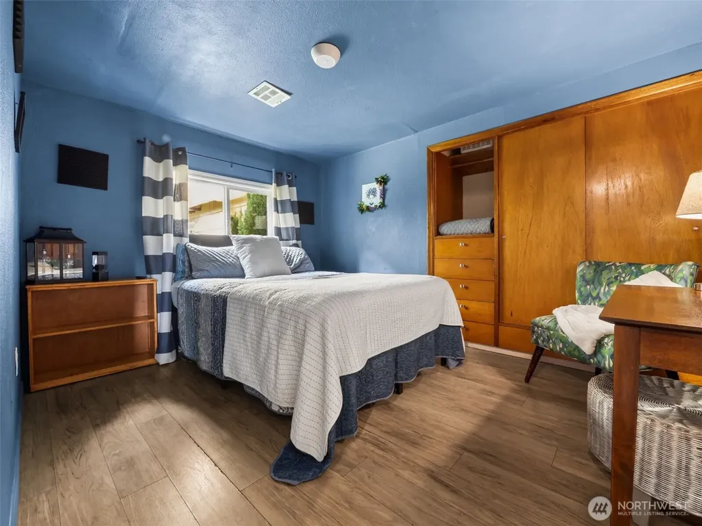 1213 Boulevard Road NE Olympia WA 98501