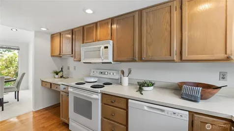 6614 113th Place SE Bellevue WA 98006