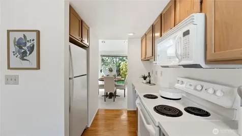 6614 113th Place SE Bellevue WA 98006