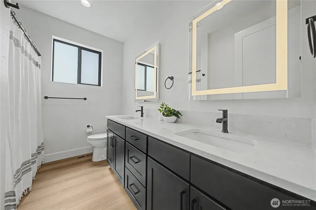 585 Perry Avenue East Wenatchee WA 98802