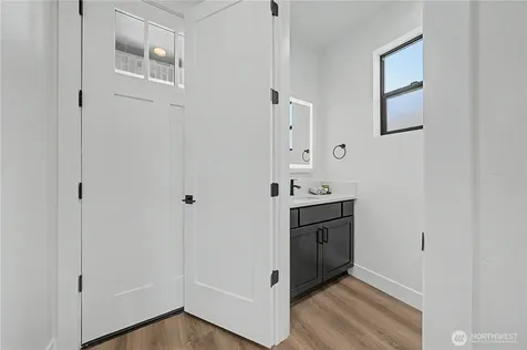585 Perry Avenue East Wenatchee WA 98802