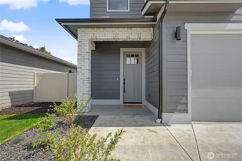 585 Perry Avenue East Wenatchee WA 98802
