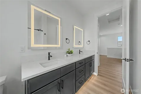 585 Perry Avenue East Wenatchee WA 98802