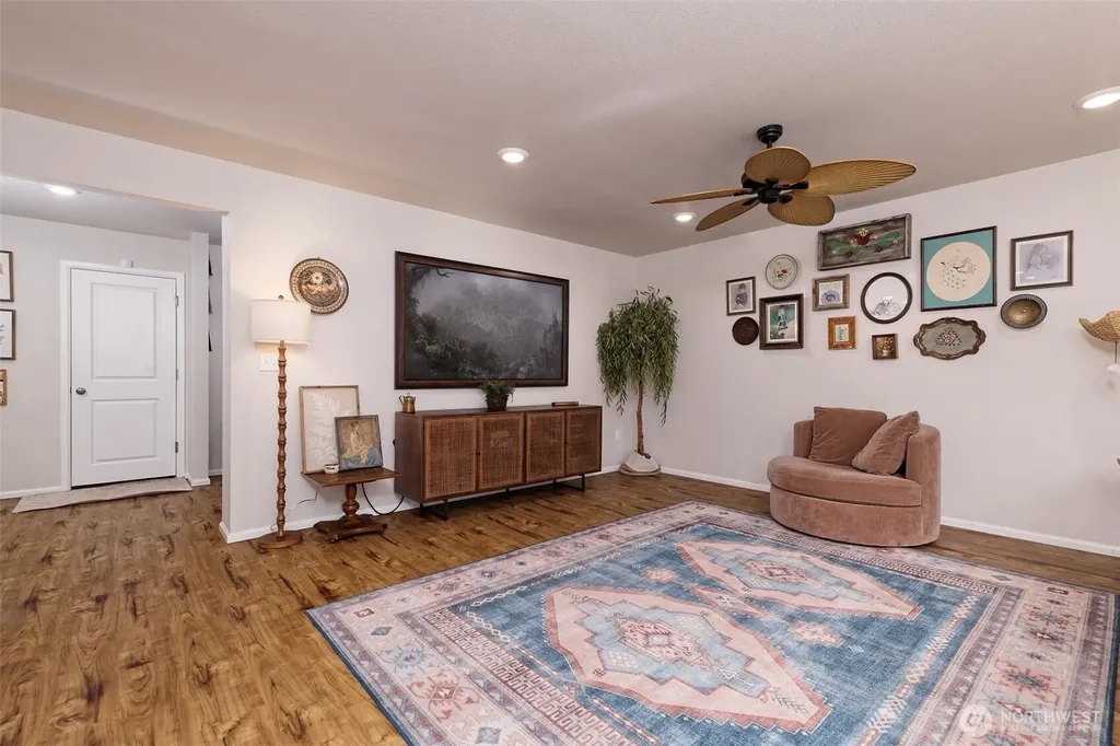 501 NE Ridge Point Boulevard Belfair WA 98528