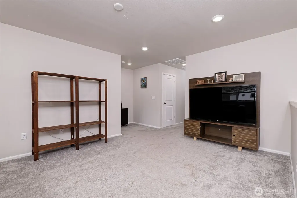 501 NE Ridge Point Boulevard Belfair WA 98528