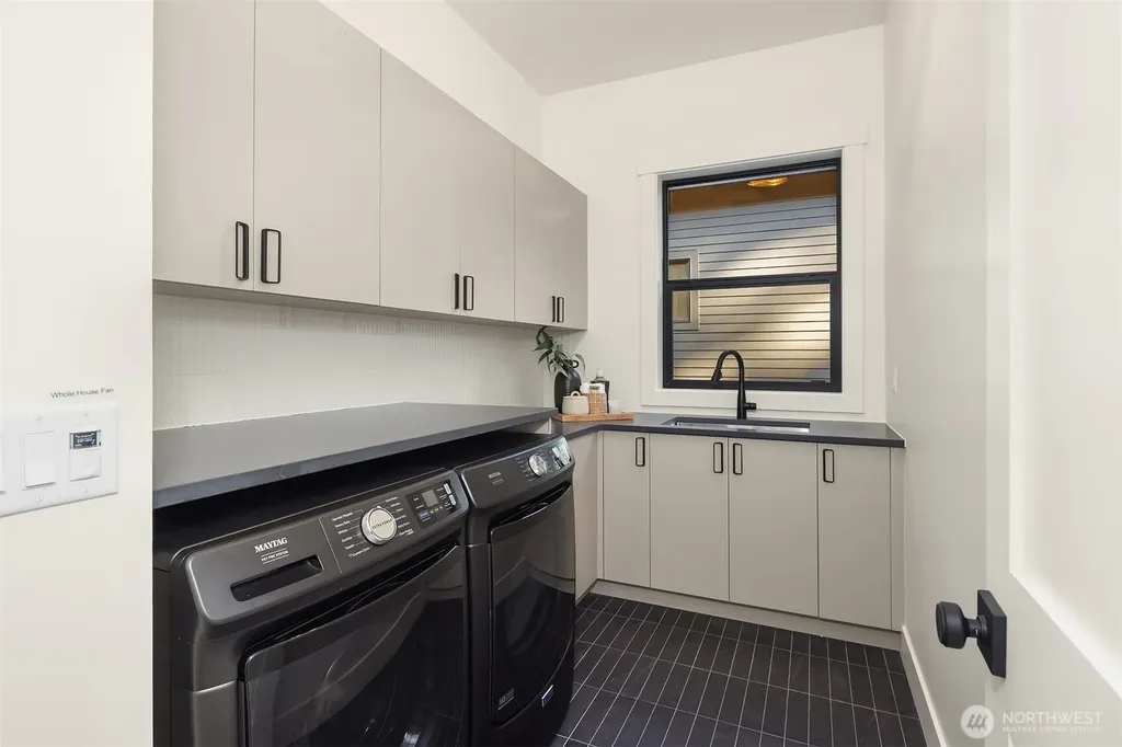 15014 SE 22nd Street Bellevue WA 98007