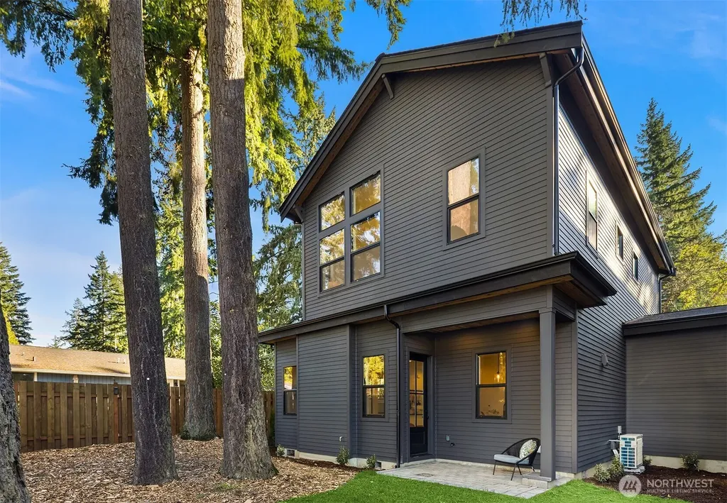 15016 SE 22nd Street Bellevue WA 98007