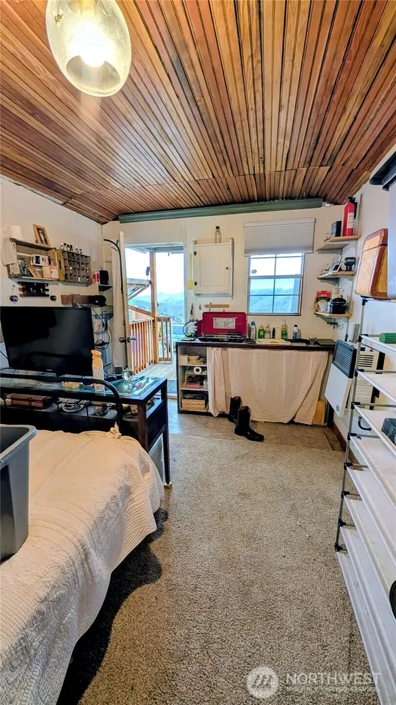 8 Deer Creek Waterville WA 98858
