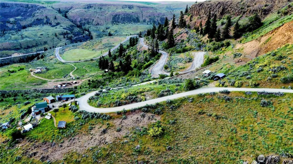 8 Deer Creek Waterville WA 98858