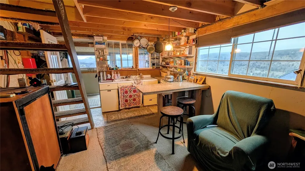 8 Deer Creek Waterville WA 98858