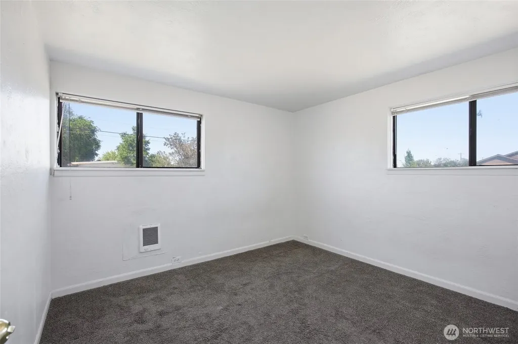 1602 W Fern Drive Moses Lake WA 98837