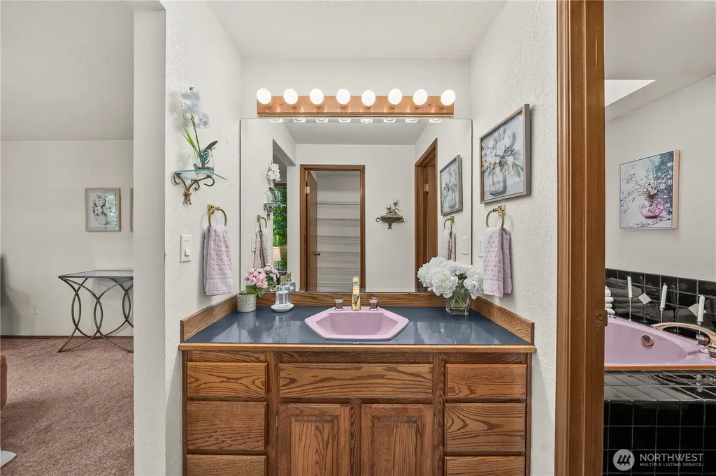 4725 Rehklau Road SE Olympia WA 98513