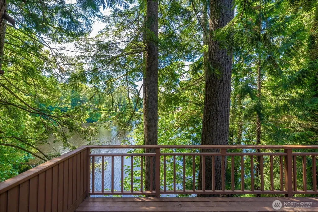 4725 Rehklau Road SE Olympia WA 98513