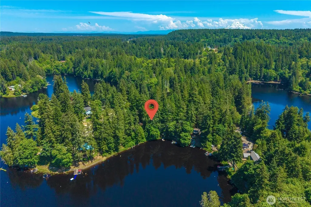 4725 Rehklau Road SE Olympia WA 98513