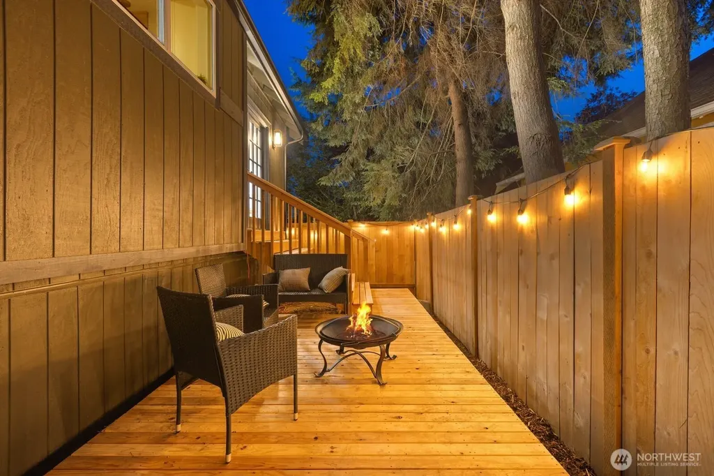 512 NW 44th Street Seattle WA 98107