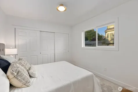 512 NW 44th Street Seattle WA 98107