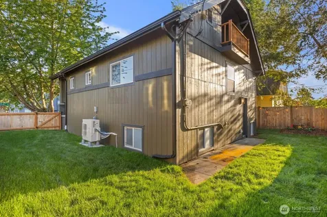 512 NW 44th Street Seattle WA 98107