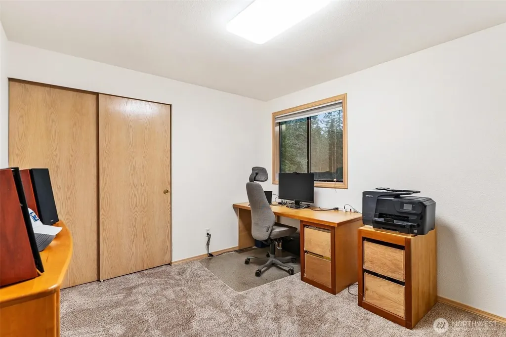 22934 SE 37th Street Sammamish WA 98075
