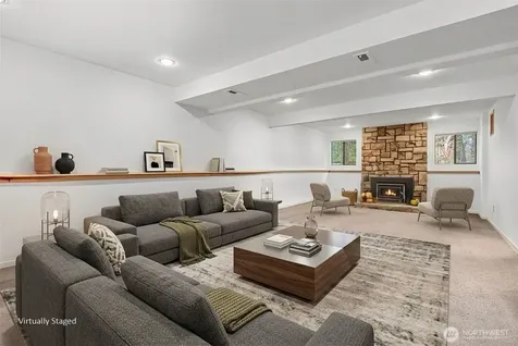 22934 SE 37th Street Sammamish WA 98075