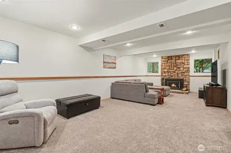 22934 SE 37th Street Sammamish WA 98075