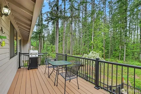 22934 SE 37th Street Sammamish WA 98075