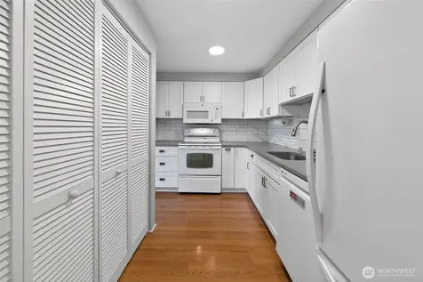 4409 216th Street SW Mountlake Terrace WA 98043