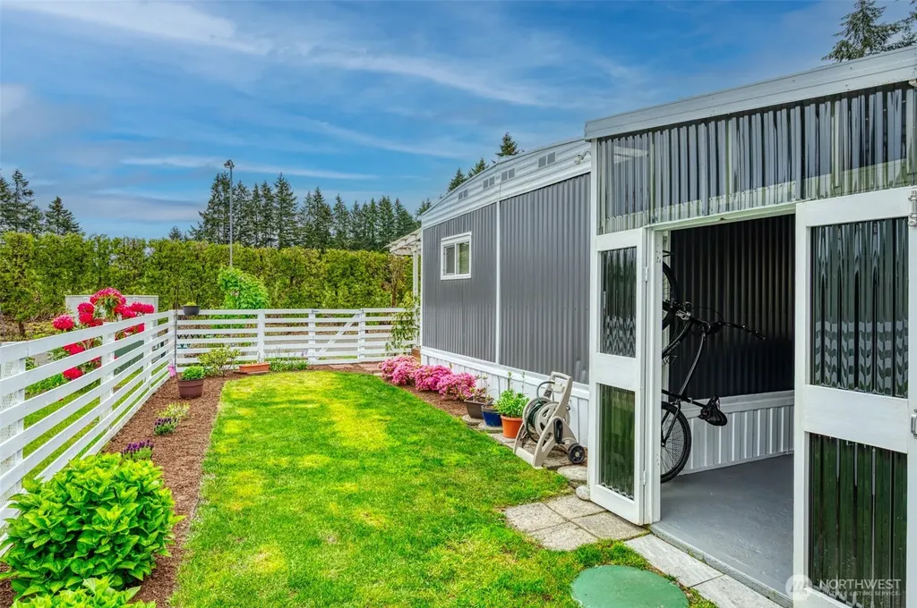 3702 Hunt Street NW Gig Harbor WA 98335