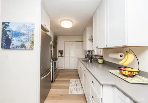 3702 Hunt Street NW Gig Harbor WA 98335