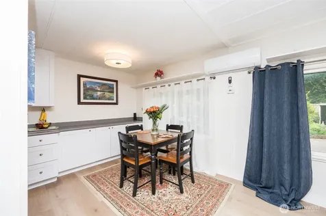 3702 Hunt Street NW Gig Harbor WA 98335