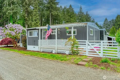 3702 Hunt Street NW Gig Harbor WA 98335