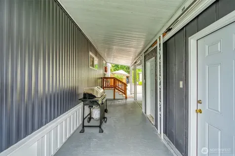 3702 Hunt Street NW Gig Harbor WA 98335