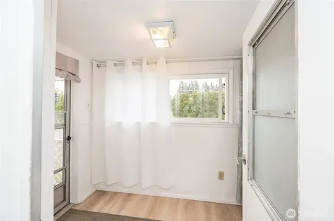 3702 Hunt Street NW Gig Harbor WA 98335