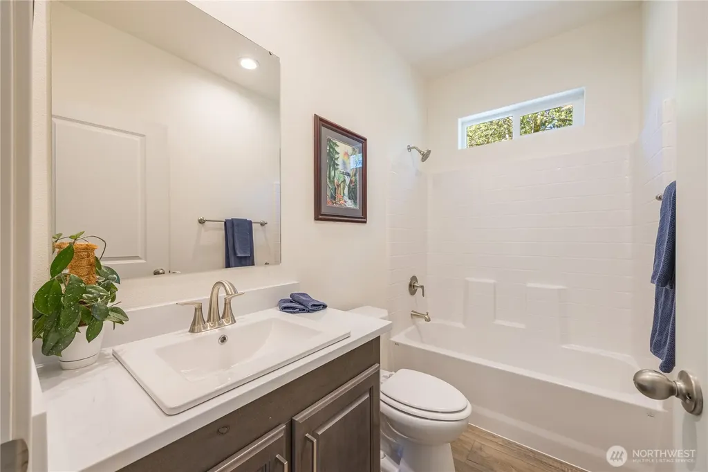 1344 Ripplebrook Drive Port Angeles WA 98362