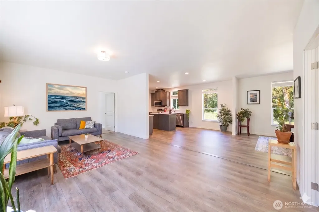 1344 Ripplebrook Drive Port Angeles WA 98362