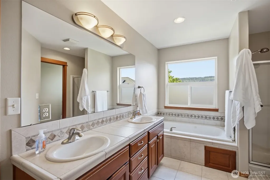 3936 Springland Lane Bellingham WA 98226