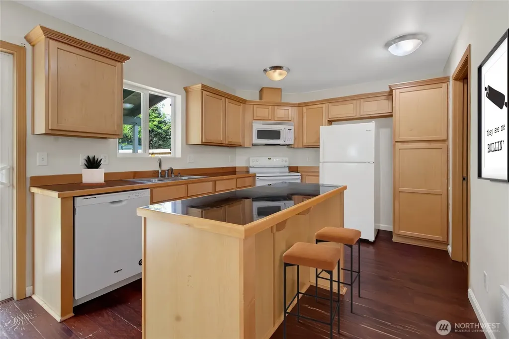 3726 Tribute Avenue E Fife WA 98424