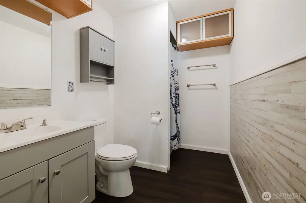 7530 Navajo Trail NE Bremerton WA 98311