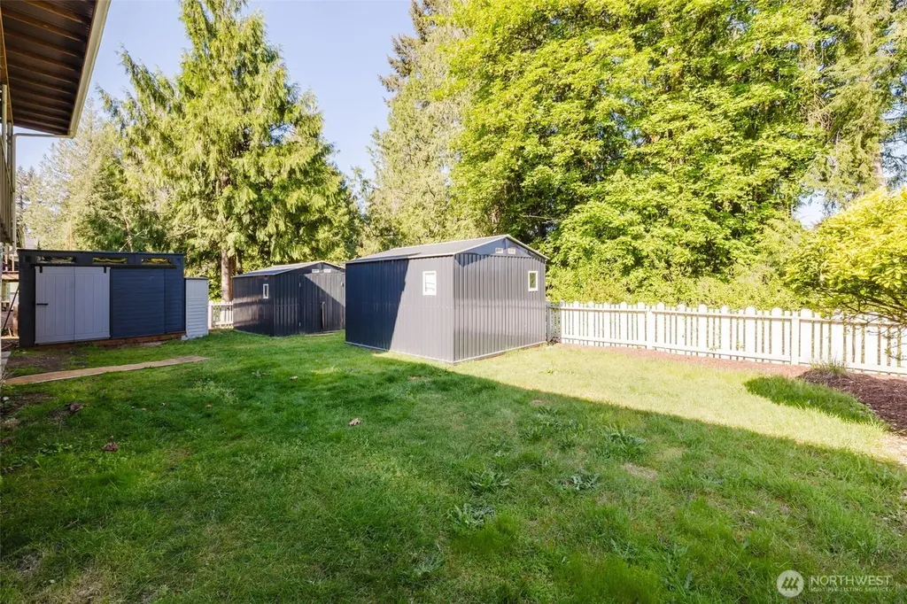 7530 Navajo Trail NE Bremerton WA 98311