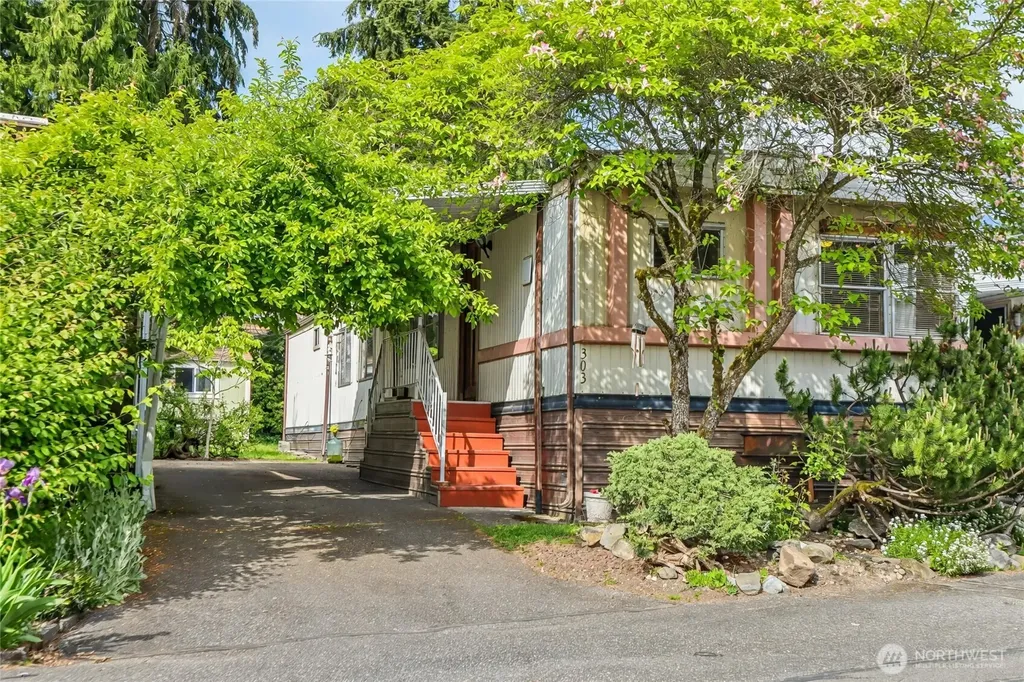7301 NE 175th Street Kenmore WA 98028