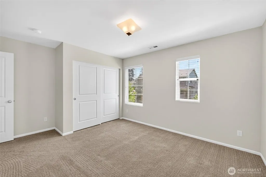 4932 S 322nd Street Auburn WA 98001