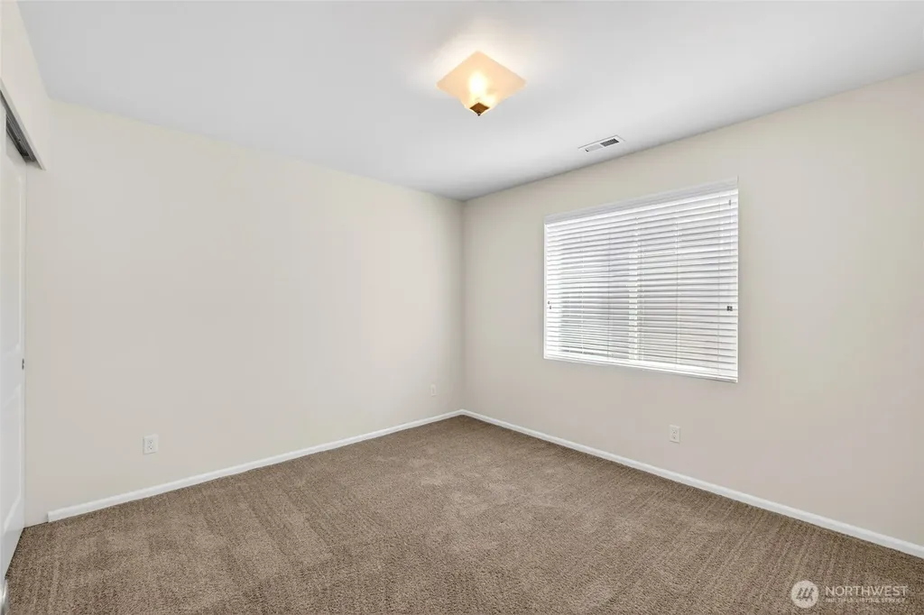 4932 S 322nd Street Auburn WA 98001