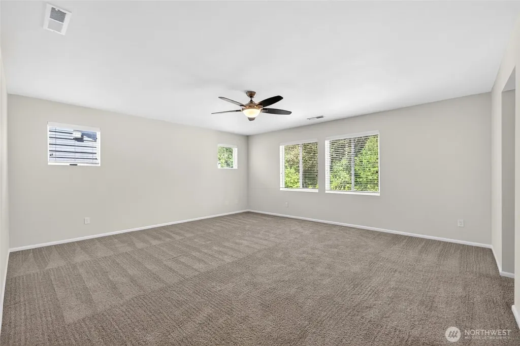 4932 S 322nd Street Auburn WA 98001