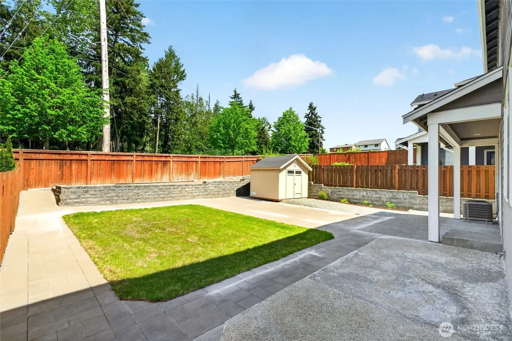 4932 S 322nd Street Auburn WA 98001