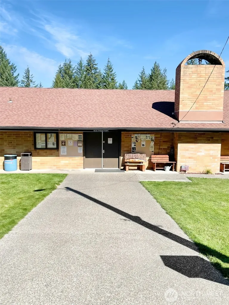 111 N Colony Surf Drive Lilliwaup WA 98555
