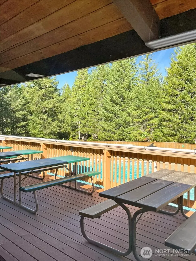 111 N Colony Surf Drive Lilliwaup WA 98555